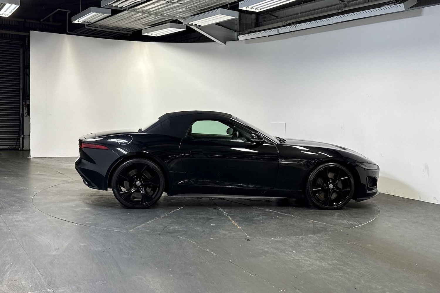 Used Jaguar F-Type 2022 for sale - 76219133: Photo 24