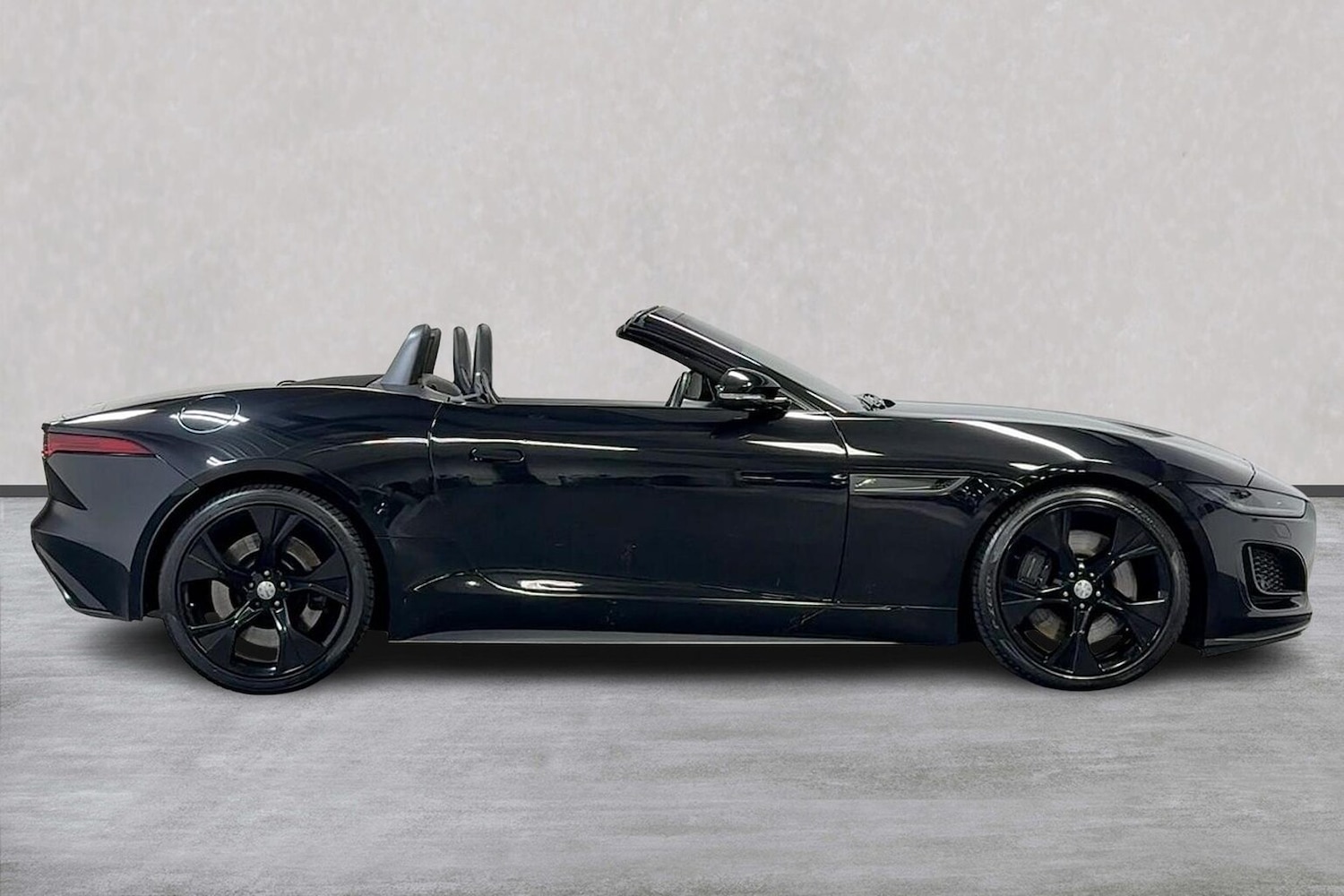 Used Jaguar F-Type 2022 for sale - 76219133: Photo 3