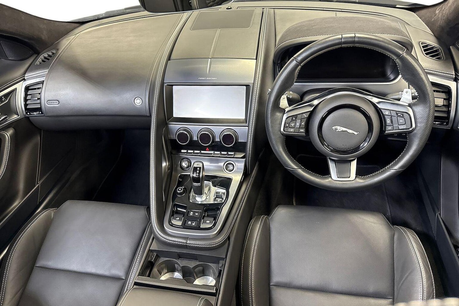Used Jaguar F-Type 2022 for sale - 76219133: Photo 8