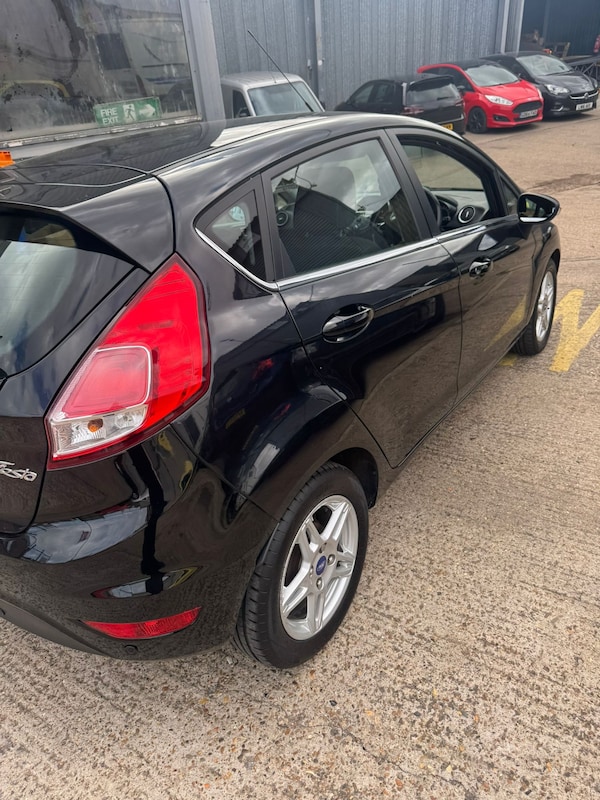 Used Ford Fiesta 2013 for sale - 76216736: Photo 10
