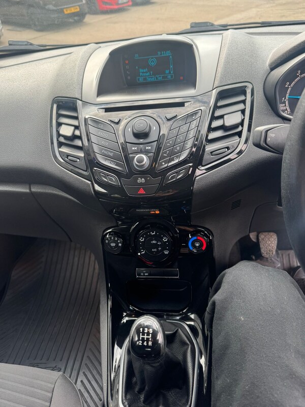 Used Ford Fiesta 2013 for sale - 76216736: Photo 12