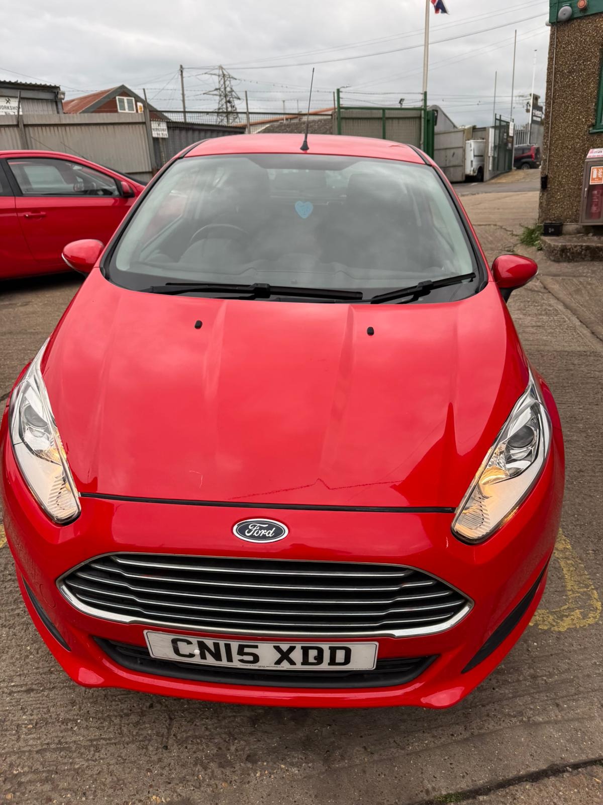 Used Ford Fiesta 2015 for sale - 76348680: Photo 1