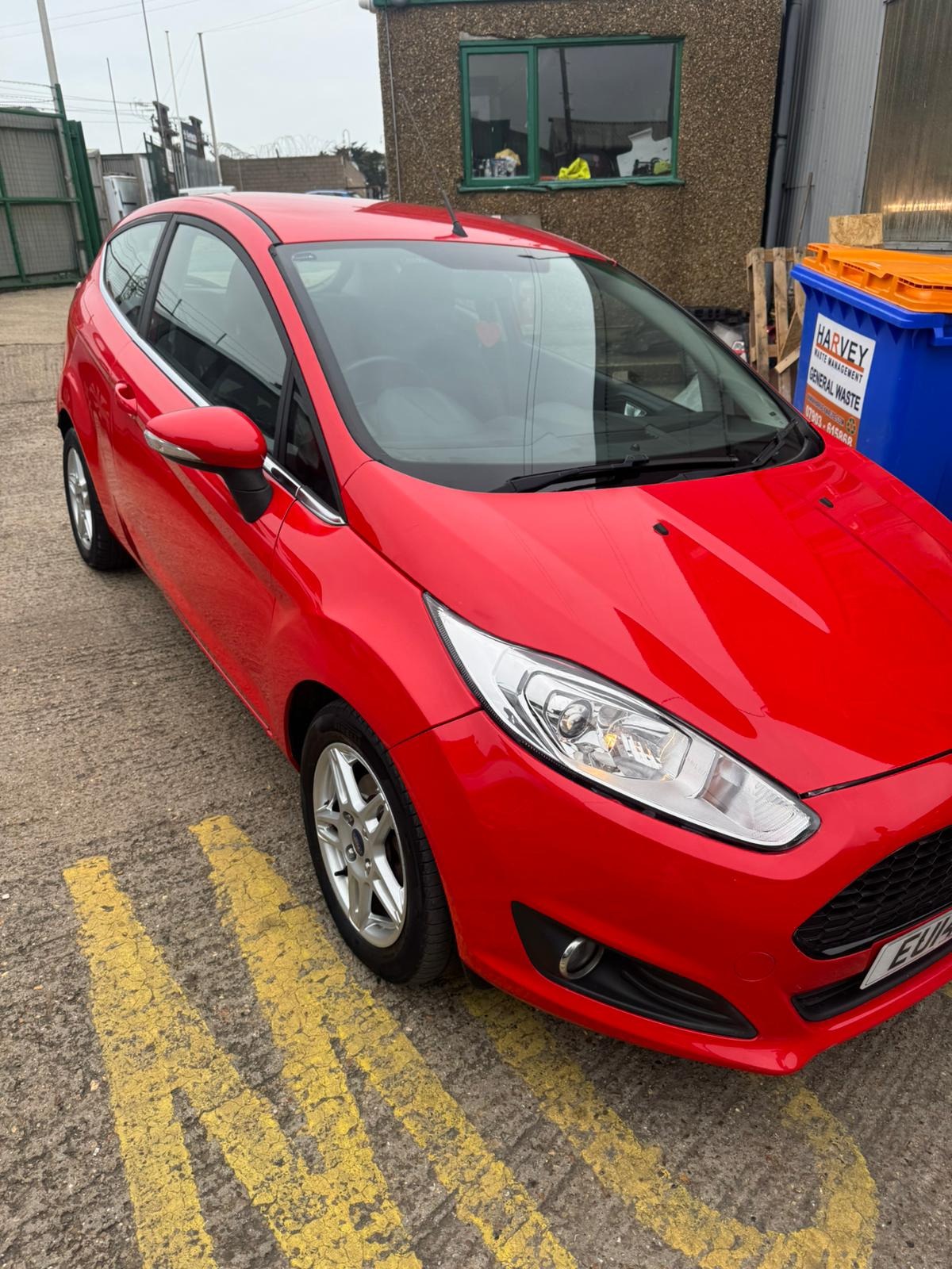 Used Ford Fiesta 2015 for sale - 76348680: Photo 2