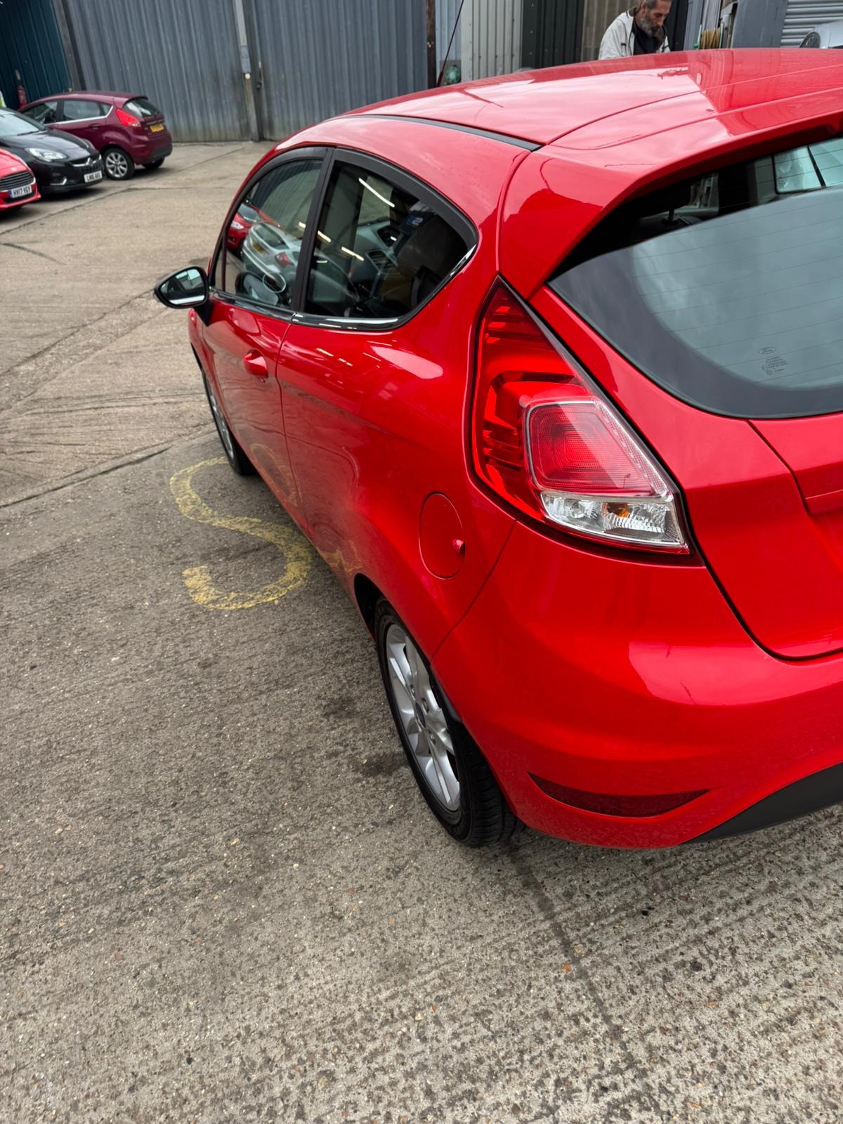 Used Ford Fiesta 2015 for sale - 76348680: Photo 6