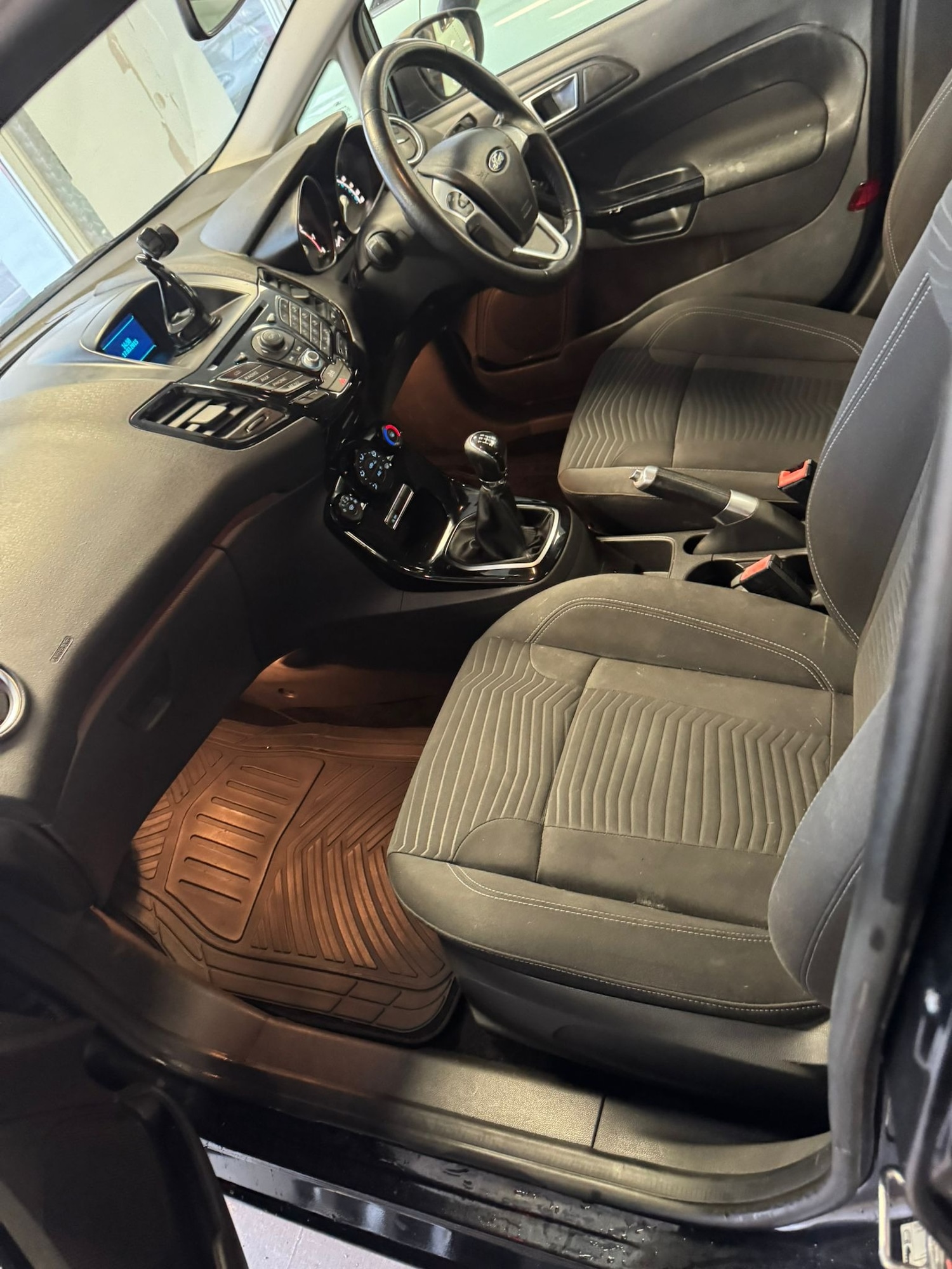 Used Peugeot Partner Tepee 2014 for sale - 76856355: Photo 10