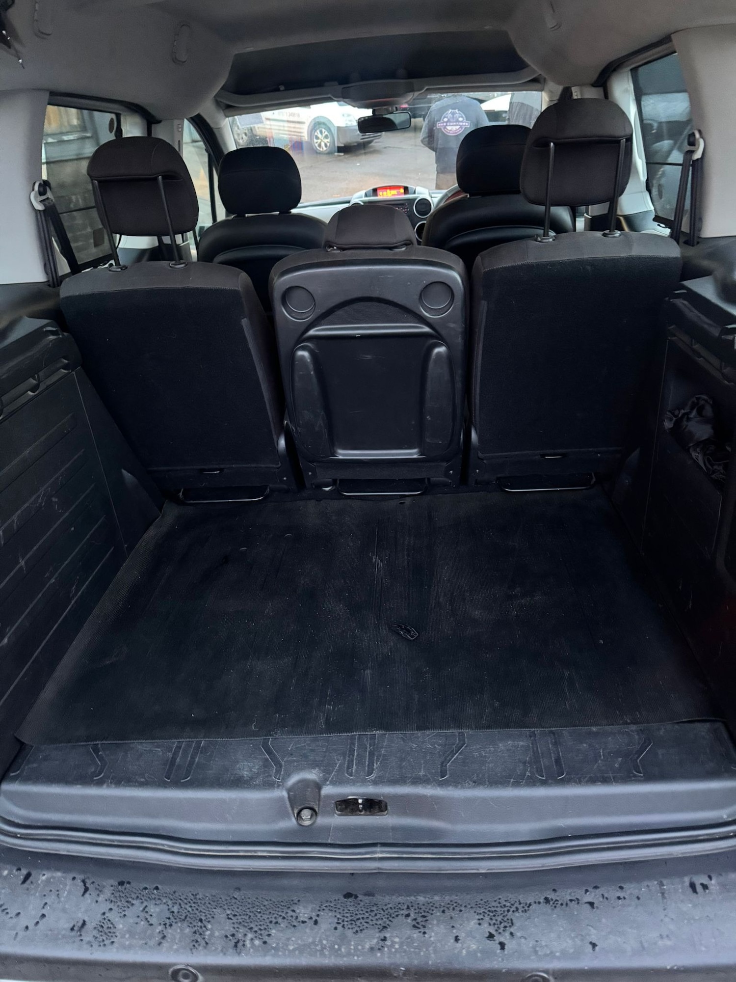 Used Peugeot Partner Tepee 2014 for sale - 76856355: Photo 8