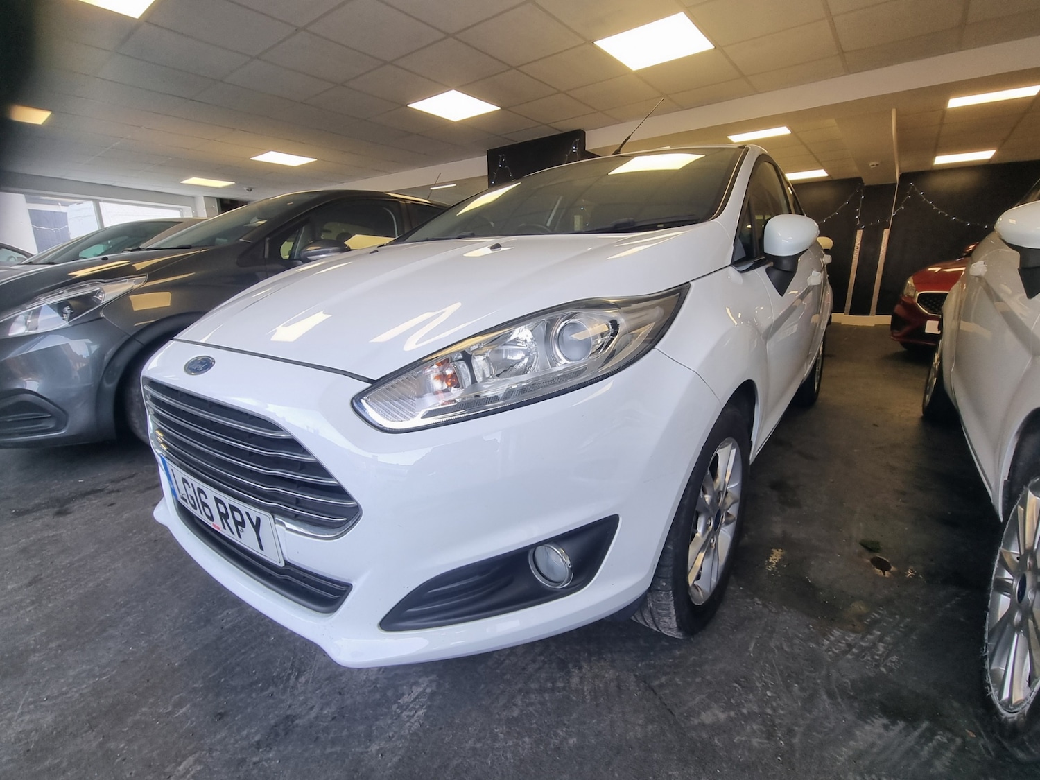 Used Ford Fiesta 2016 for sale - 77205831: Photo 2