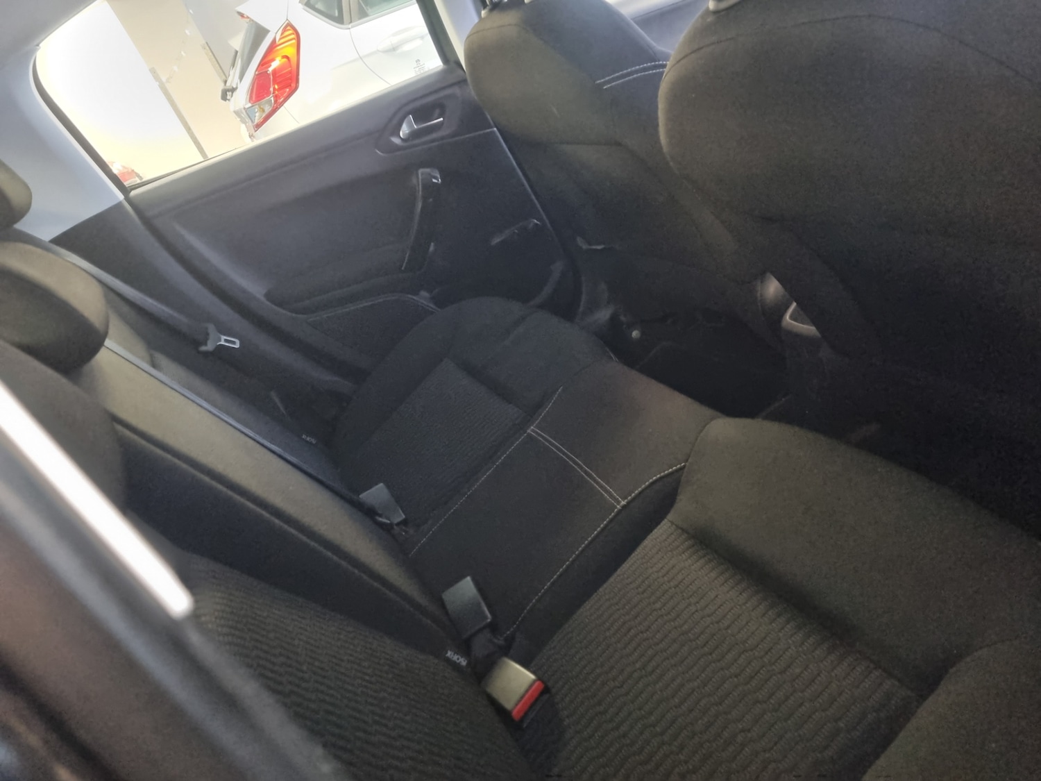 Used Peugeot 208 2016 for sale - 77205825: Photo 12