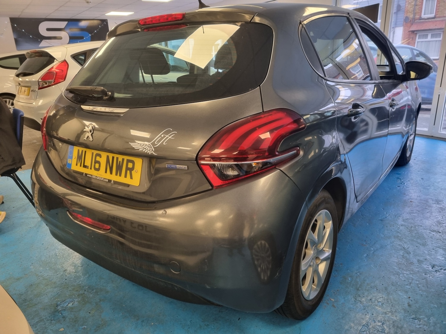 Used Peugeot 208 2016 for sale - 77205825: Photo 8