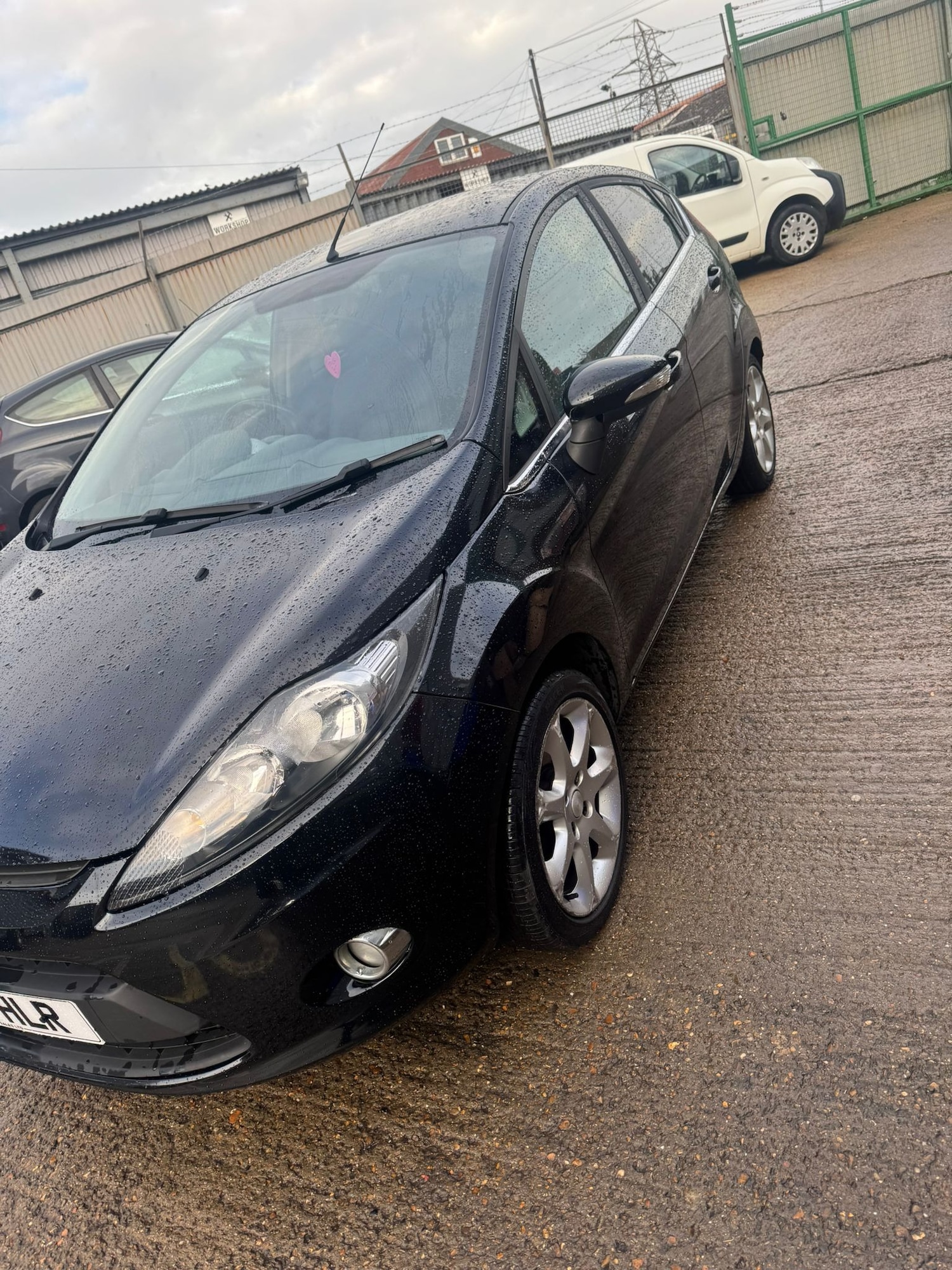 Used Ford Fiesta 2010 for sale - 76856488: Photo 12