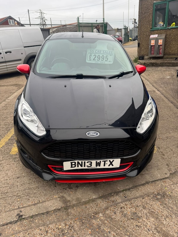Used Ford Fiesta 2013 for sale - 76216742: Photo 3