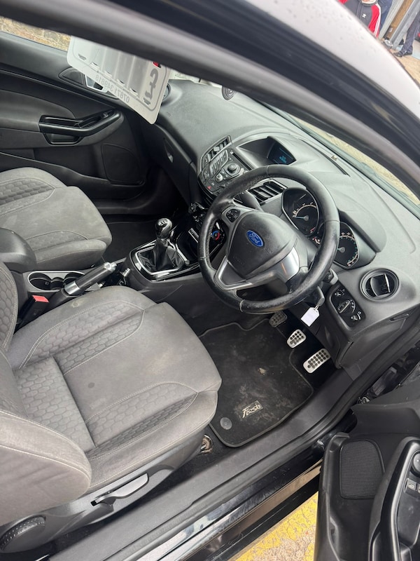 Used Ford Fiesta 2013 for sale - 76216742: Photo 9