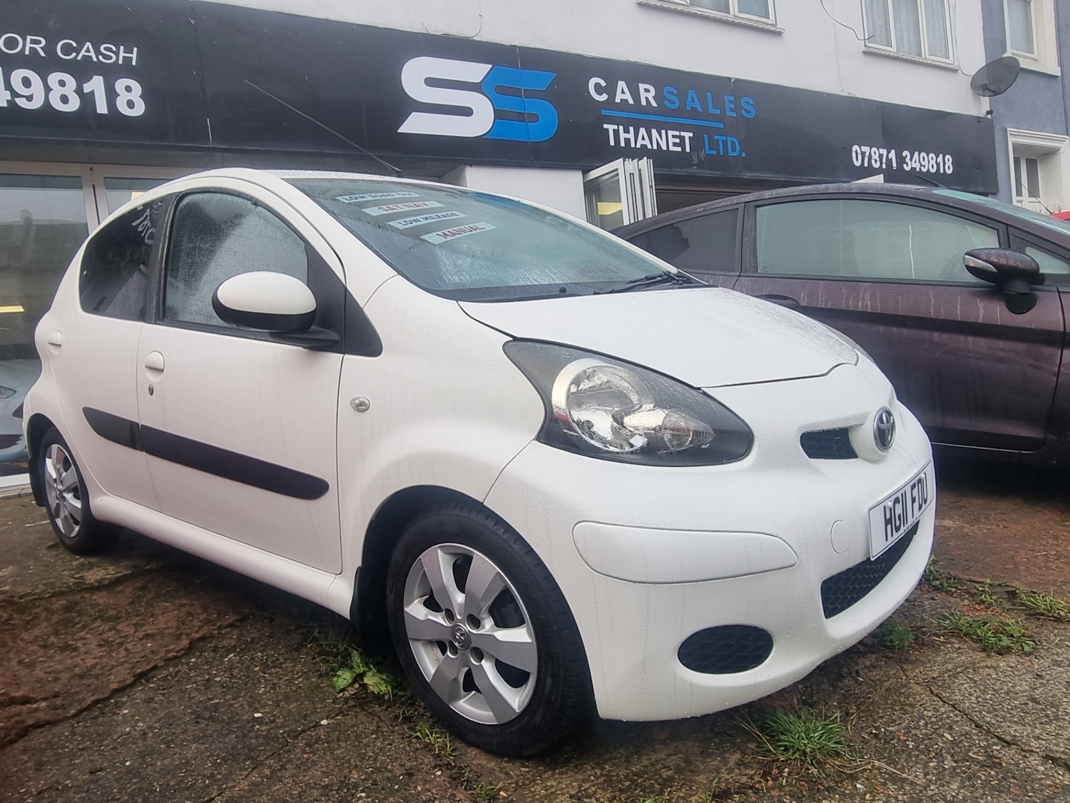 Used Toyota AYGO 2011 for sale - 76598417: Photo 1