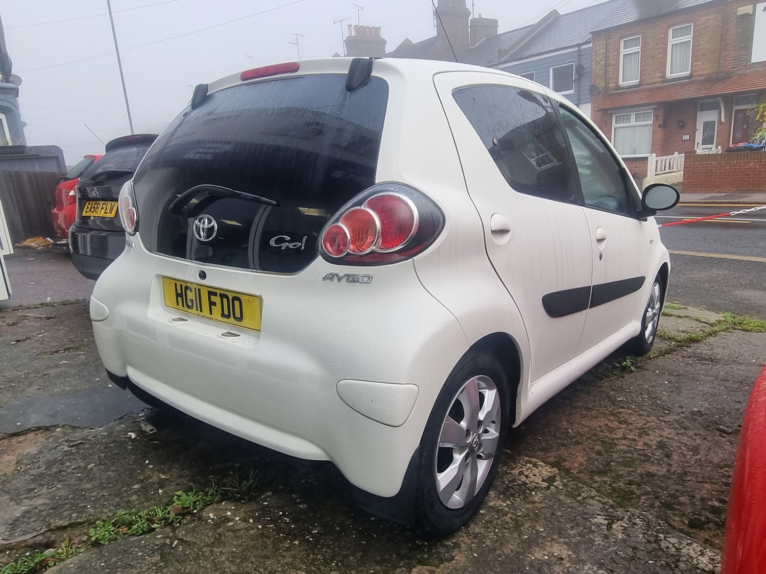 Used Toyota AYGO 2011 for sale - 76598417: Photo 7