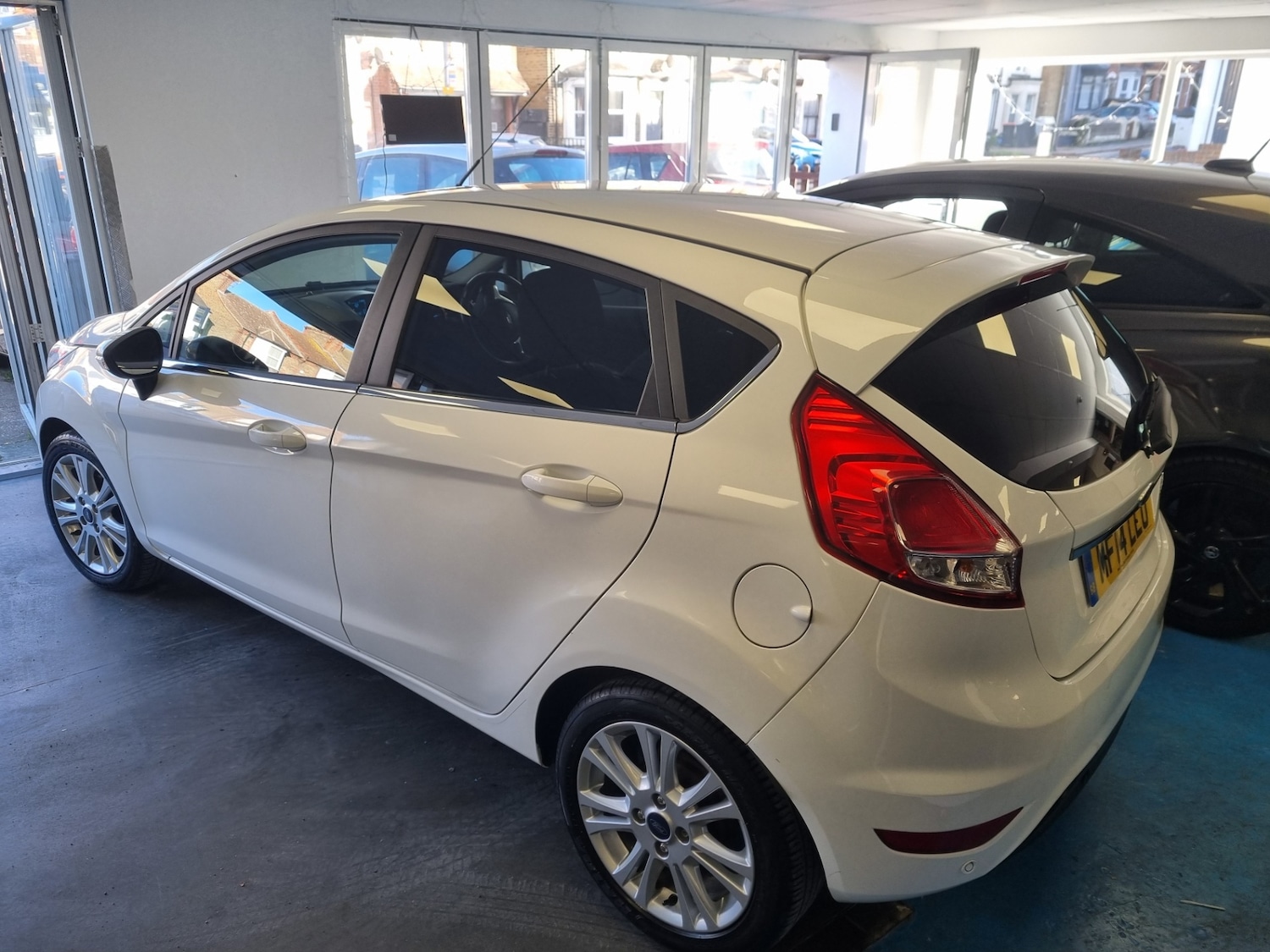 Used Ford Fiesta 2014 for sale - 77094244: Photo 5