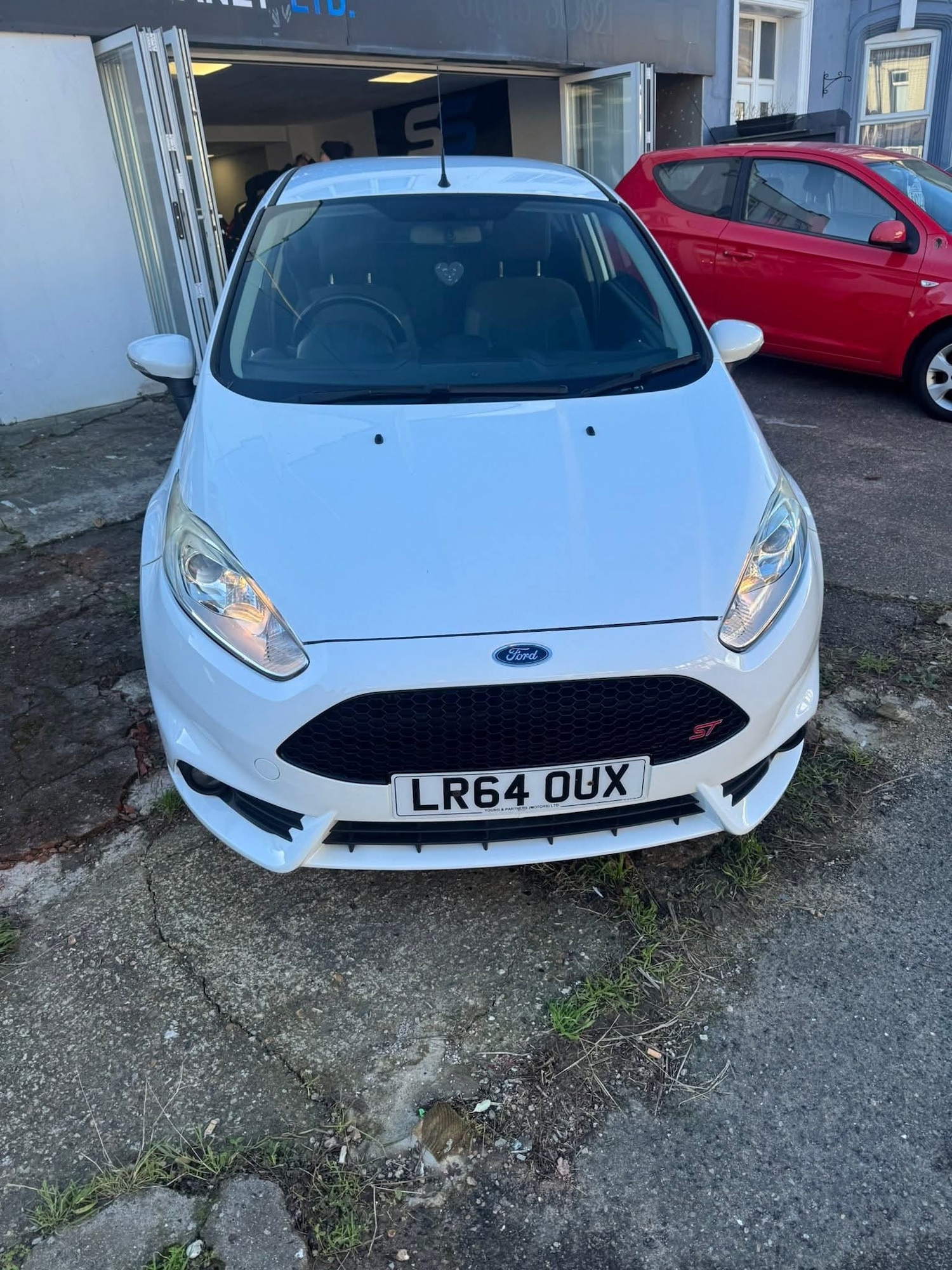 Used Ford Fiesta 2014 for sale - 76566686: Photo 5