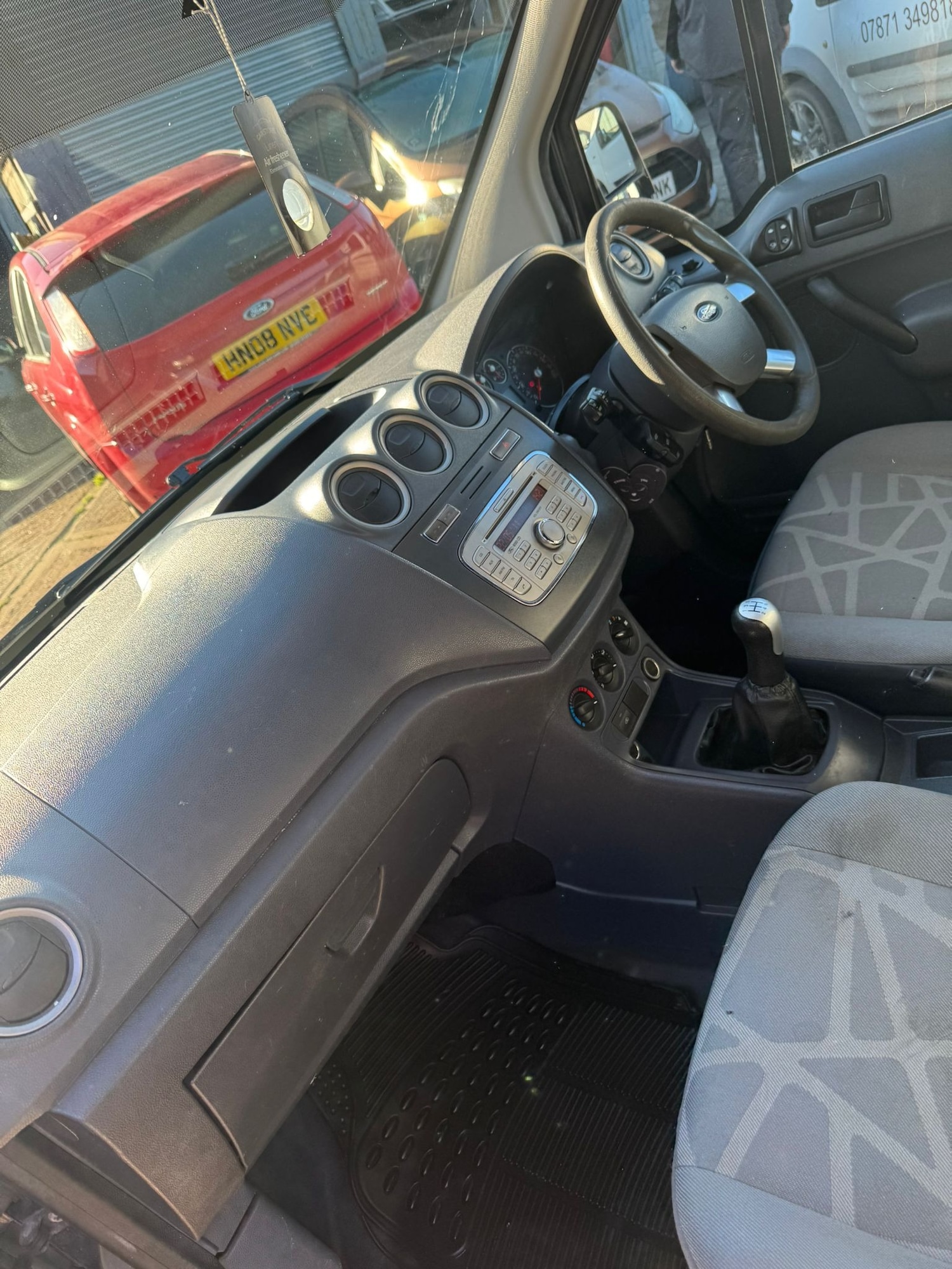 Used Ford Transit Connect 2011 for sale - 76940001: Photo 8