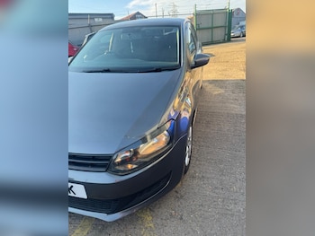 Volkswagen - Polo