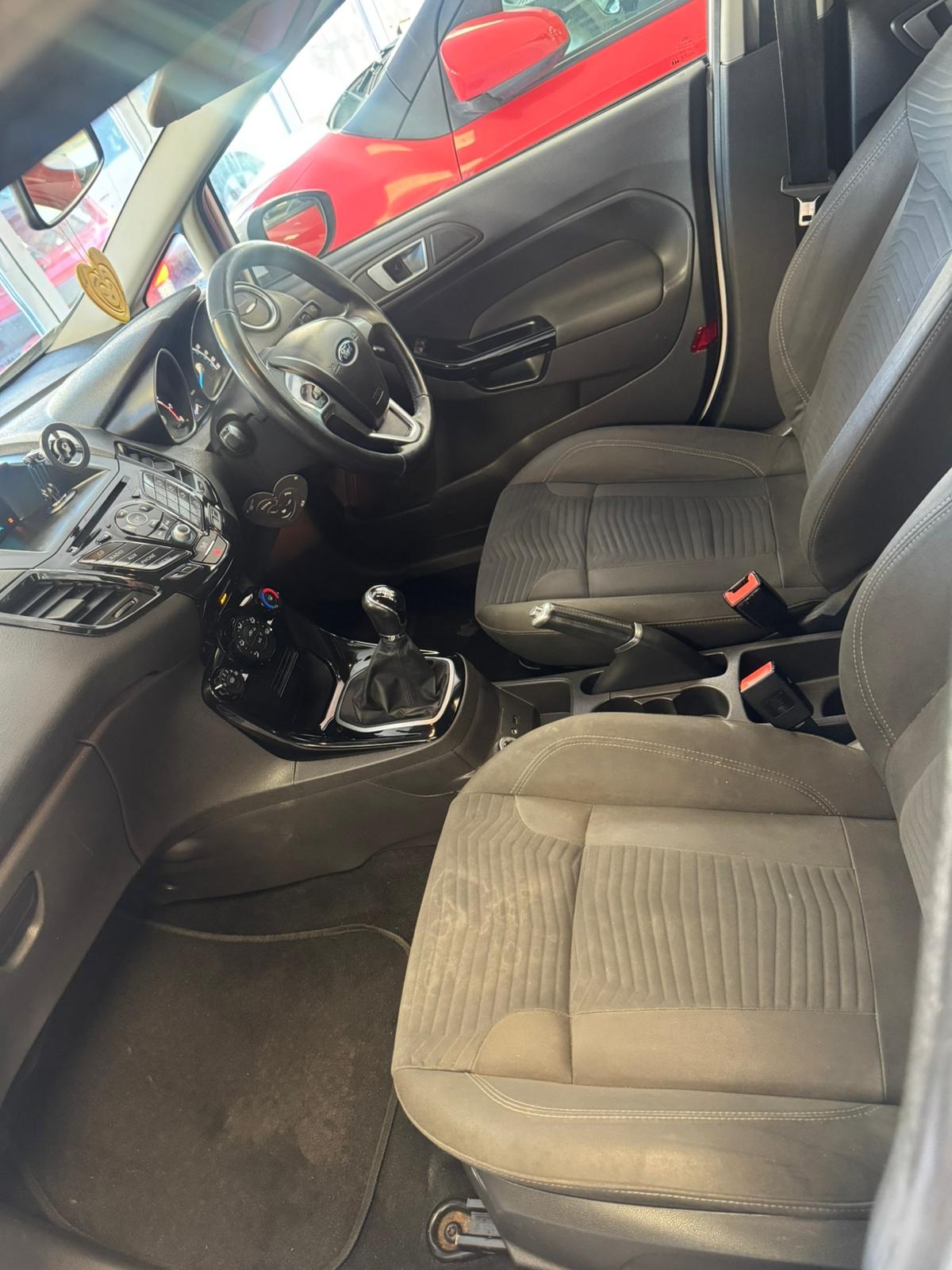 Used Ford Fiesta 2015 for sale - 76719759: Photo 8