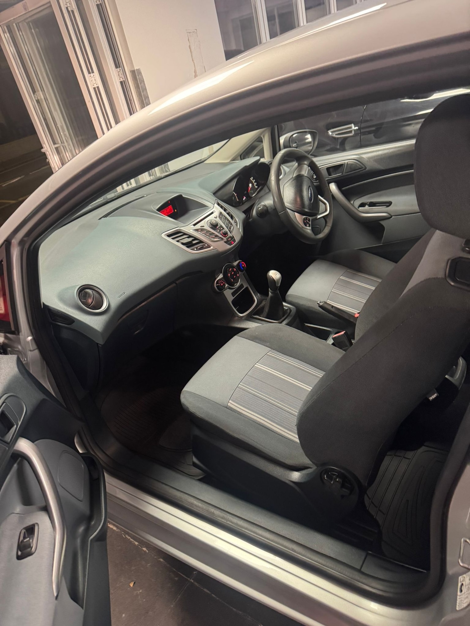 Used Ford Fiesta 2009 for sale - 76518639: Photo 12