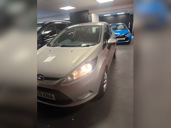 Used Ford Fiesta 2009 for sale - 76518639: Photo