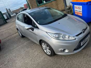 2011 (61) - 1.25 Zetec 5dr [82]