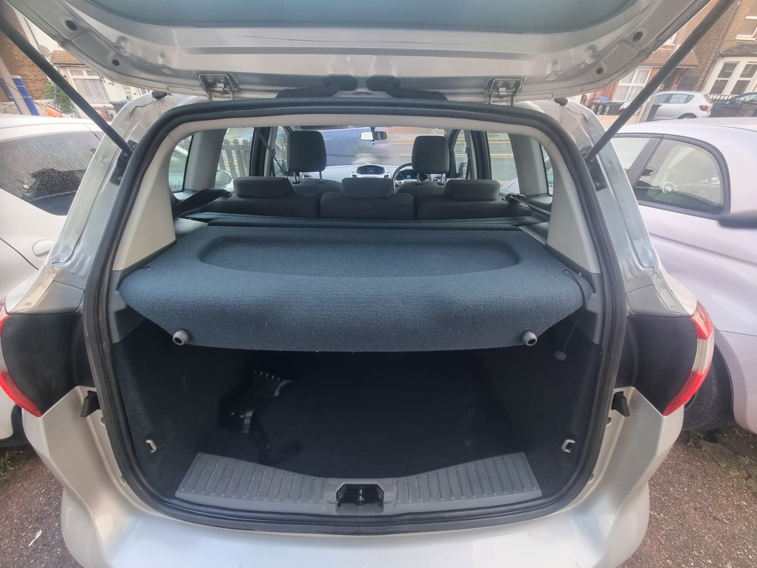 Used Ford C-Max 2012 for sale - 76859812: Photo 19