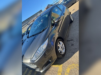 Used Ford Fiesta 2017 for sale - 76216746: Photo 2