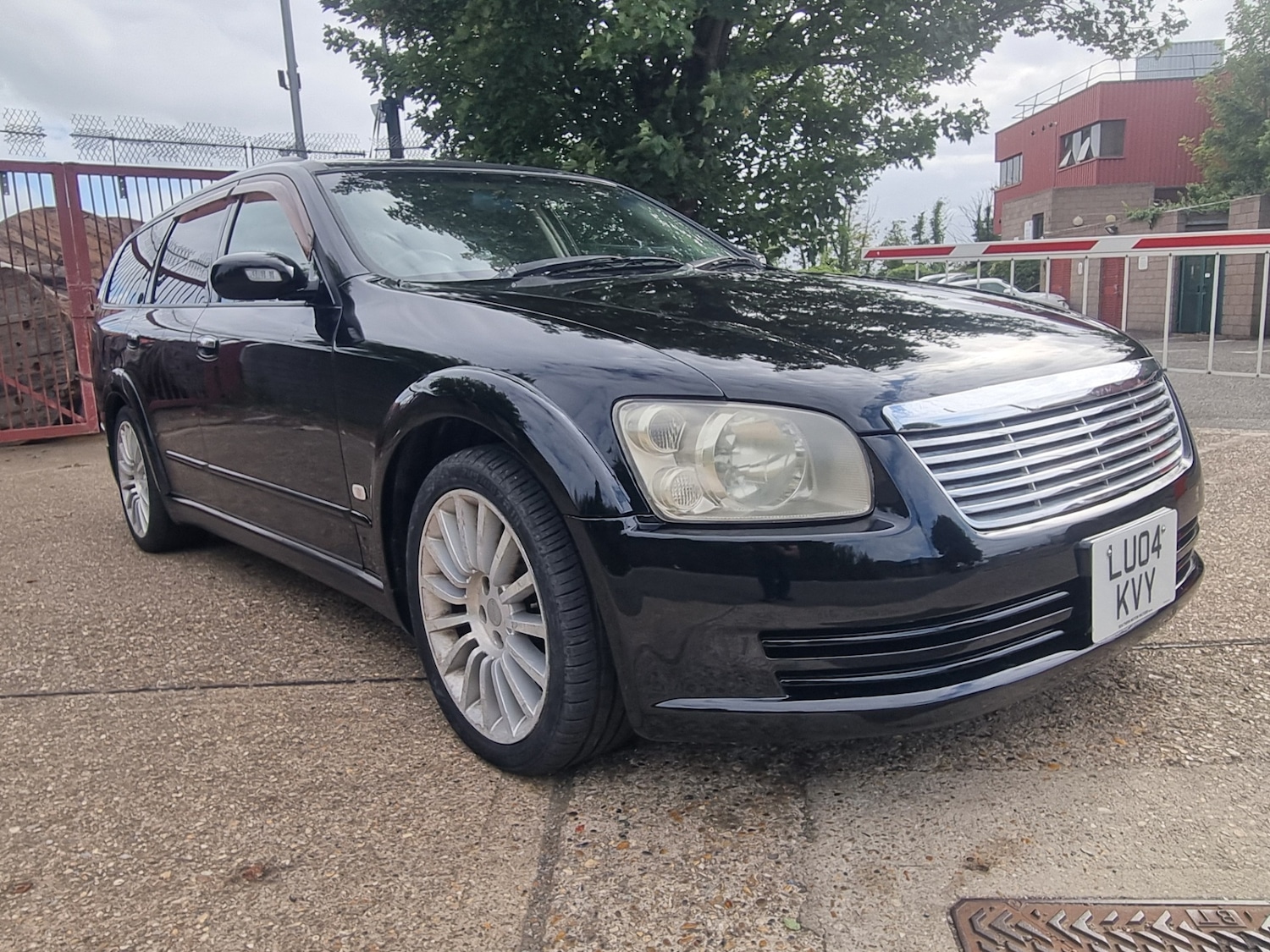 Used Nissan Stagea 2017 for sale - 75682482: Photo 1