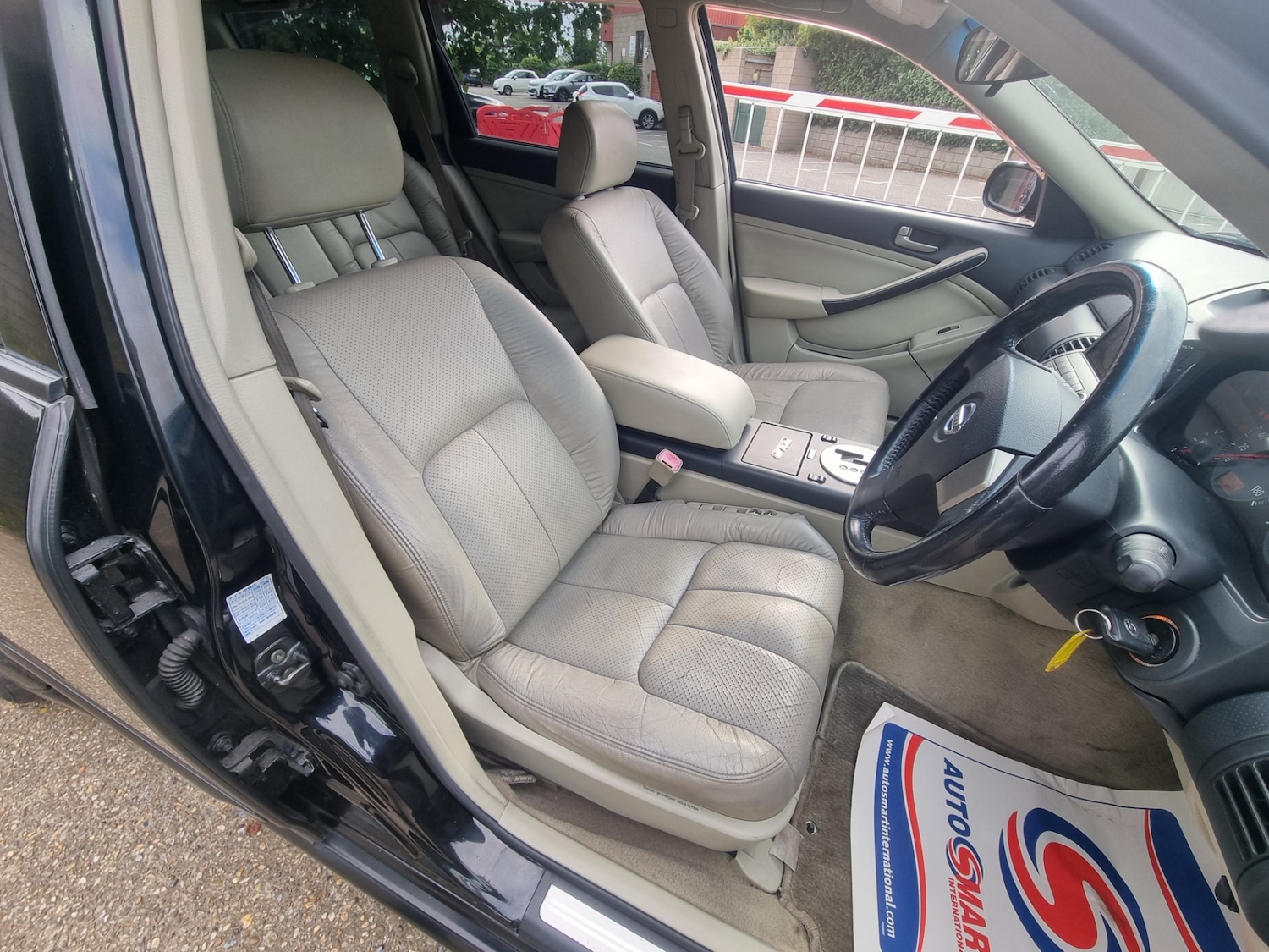 Used Nissan Stagea 2017 for sale - 75682482: Photo 19