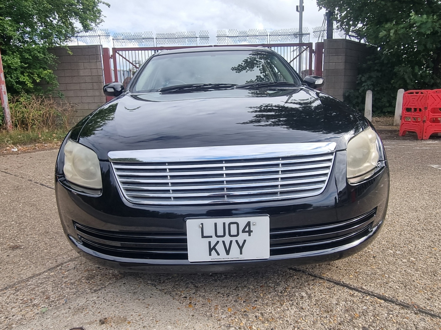 Used Nissan Stagea 2017 for sale - 75682482: Photo 3