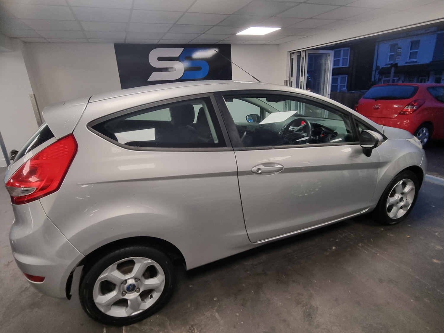 Used Ford Fiesta 2011 for sale - 76774408: Photo 7