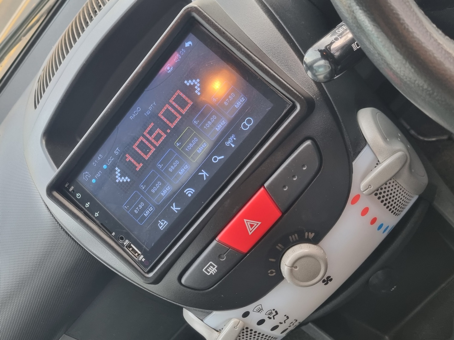 Used Toyota AYGO 2013 for sale - 76896716: Photo 12