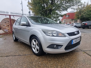 2009 (09) - 1.6 Zetec 5dr