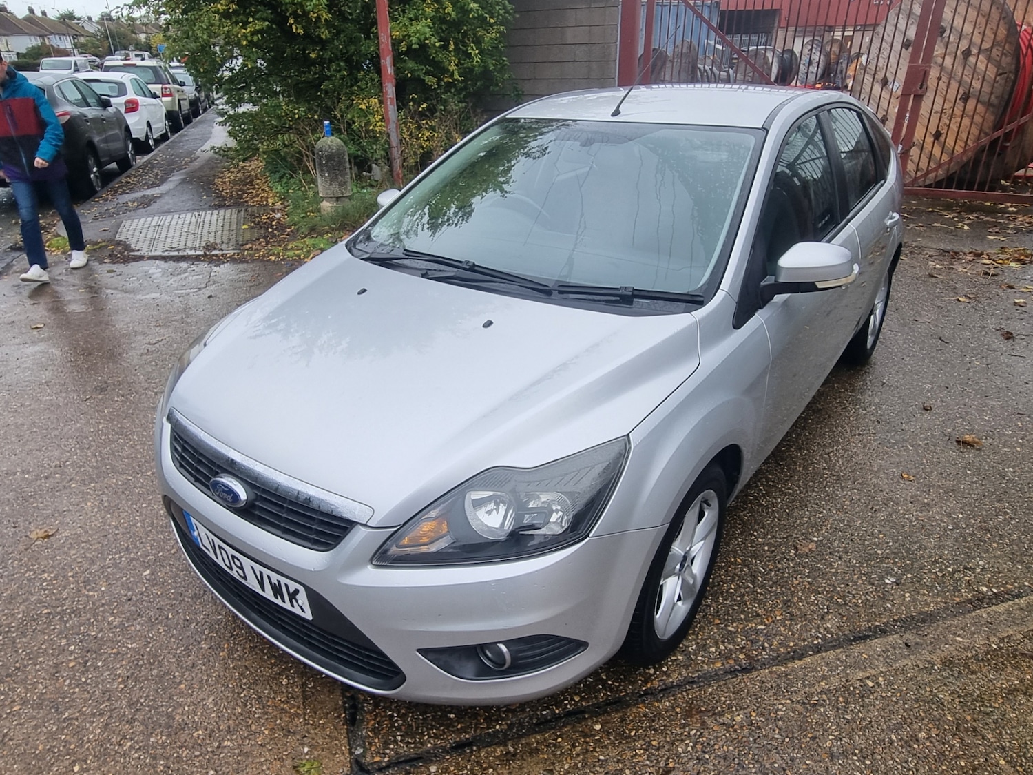 Used Ford Focus 2009 for sale - 76348698: Photo 6