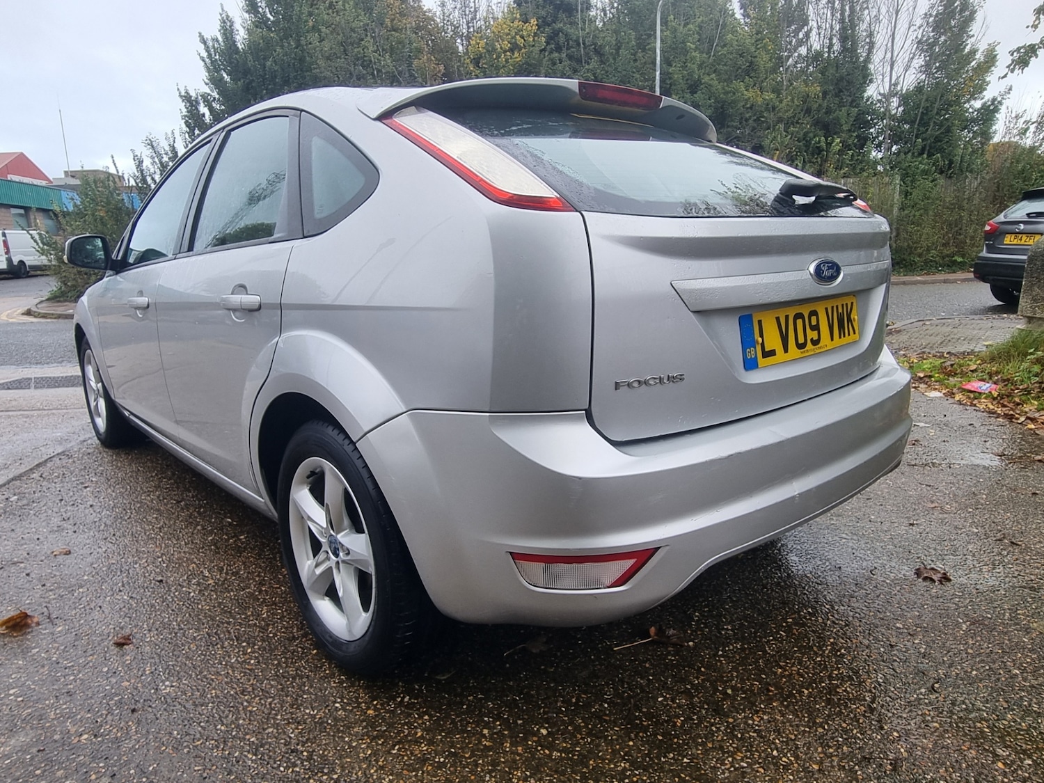 Used Ford Focus 2009 for sale - 76348698: Photo 9