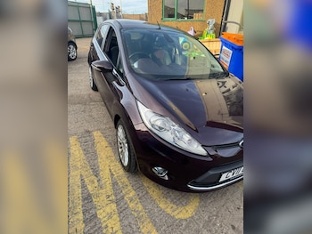 Used Ford Fiesta 2011 for sale - 75945418: Photo