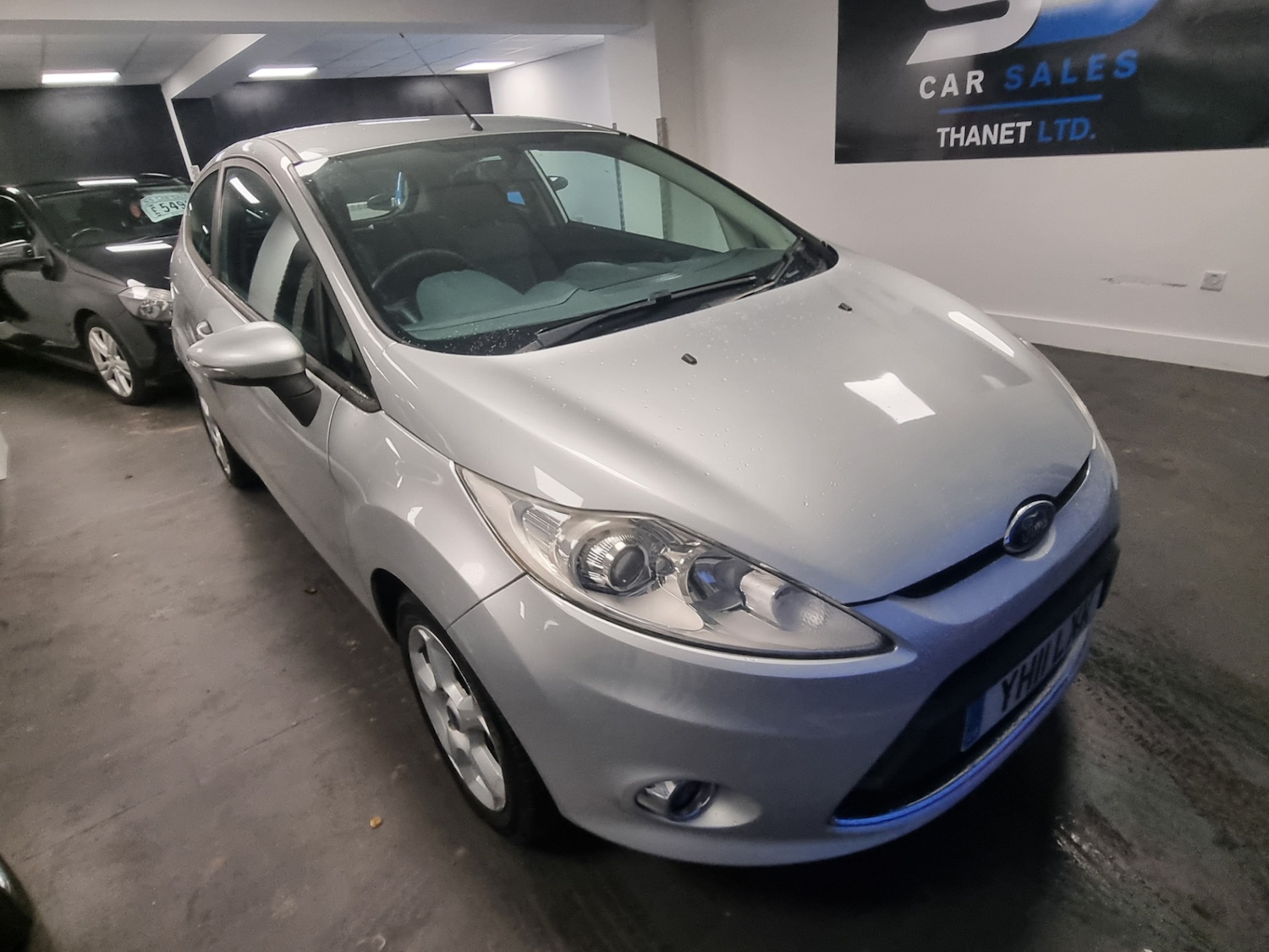 Used Ford Fiesta 2011 for sale - 76844792: Photo 2