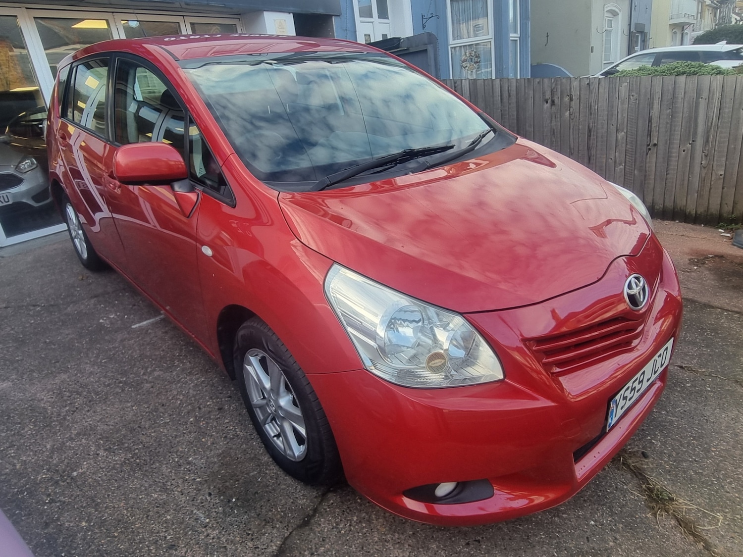 Used Toyota Verso 2010 for sale - 76841854: Photo 1