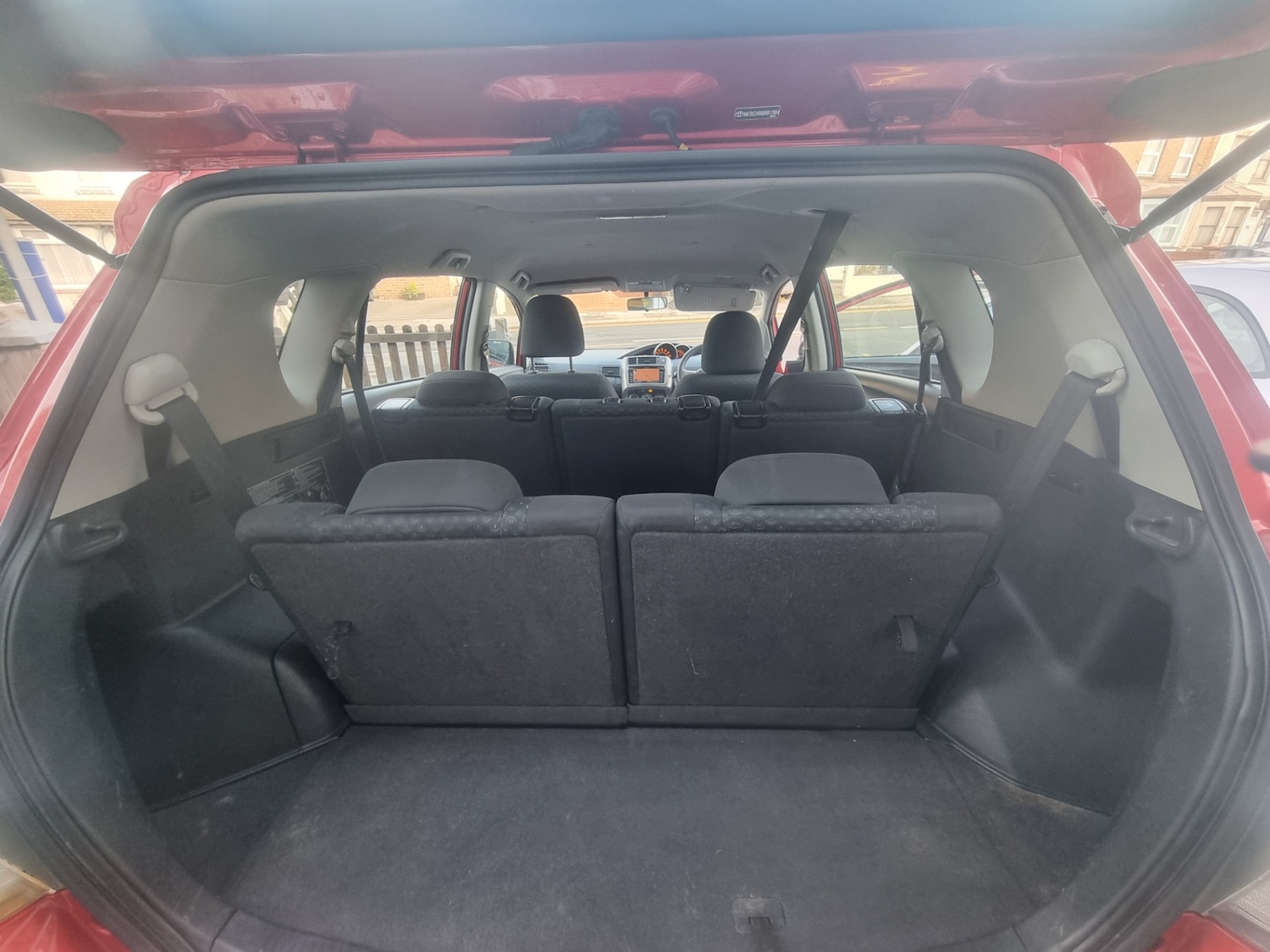 Used Toyota Verso 2010 for sale - 76841854: Photo 12