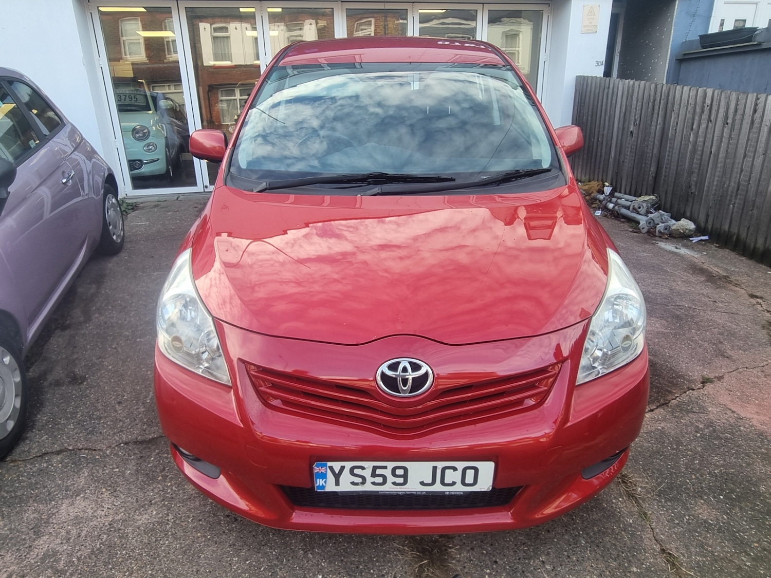 Used Toyota Verso 2010 for sale - 76841854: Photo 3