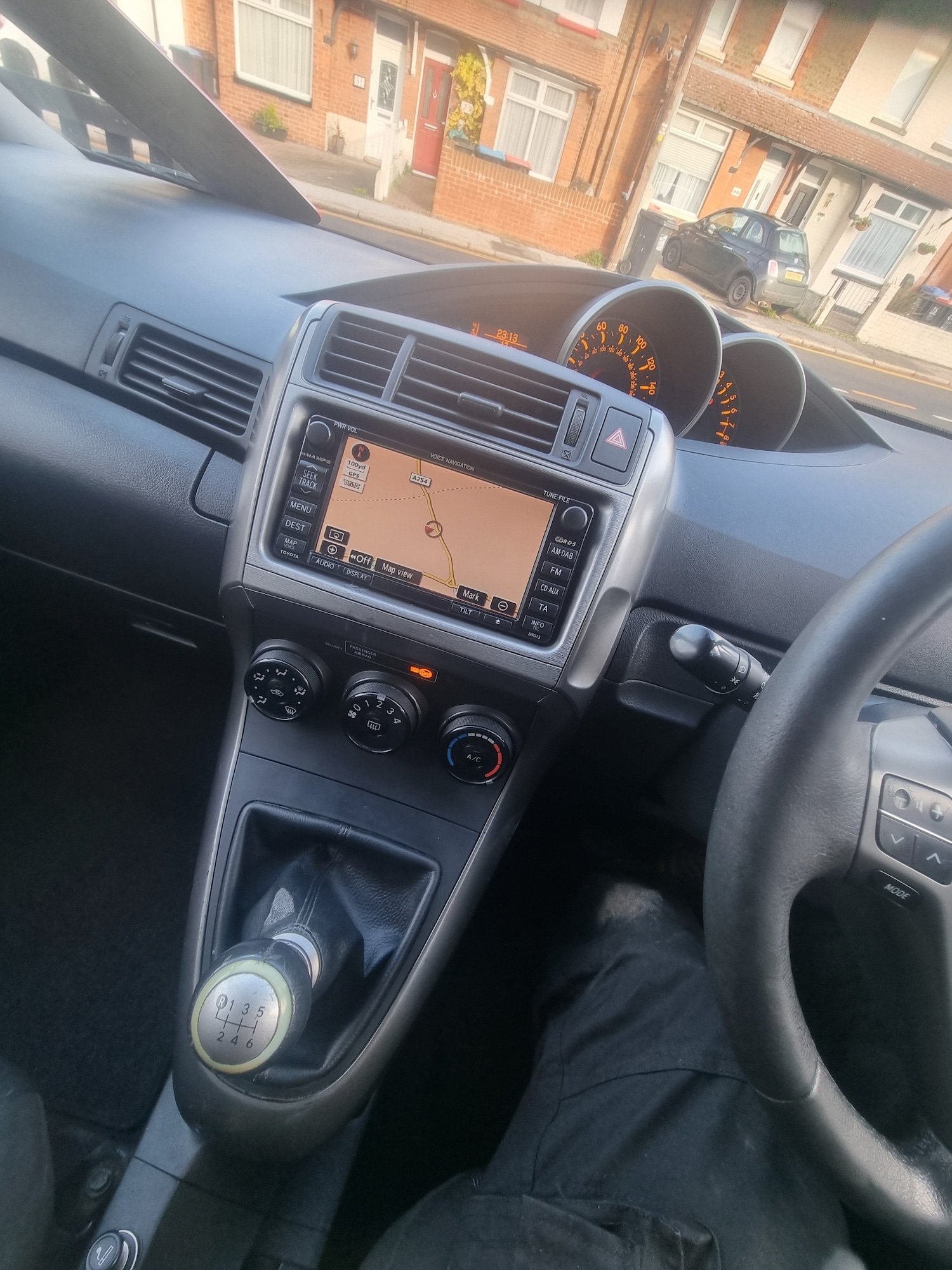 Used Toyota Verso 2010 for sale - 76841854: Photo 7