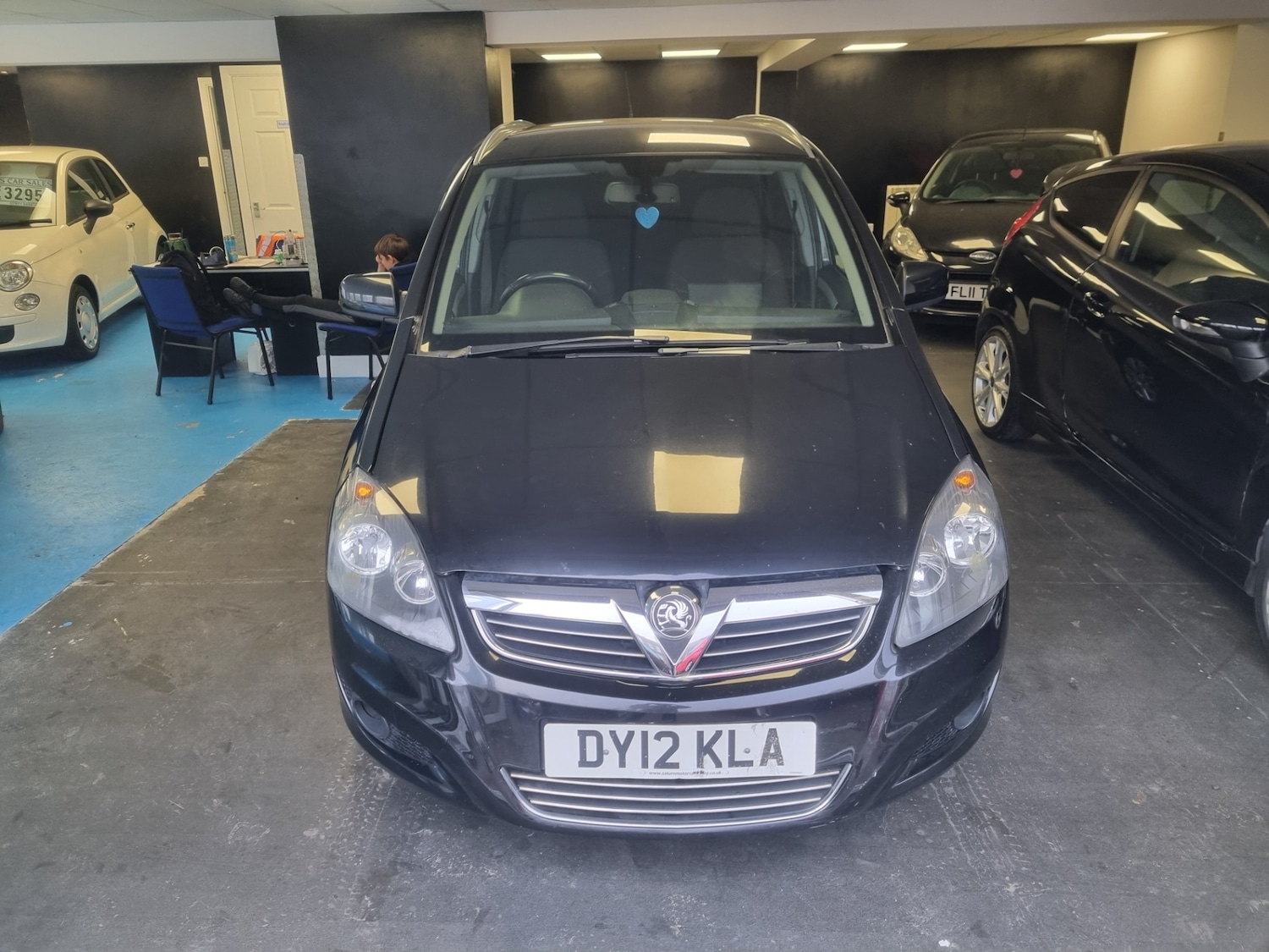 Used Vauxhall Zafira 2012 for sale - 76598416: Photo 2