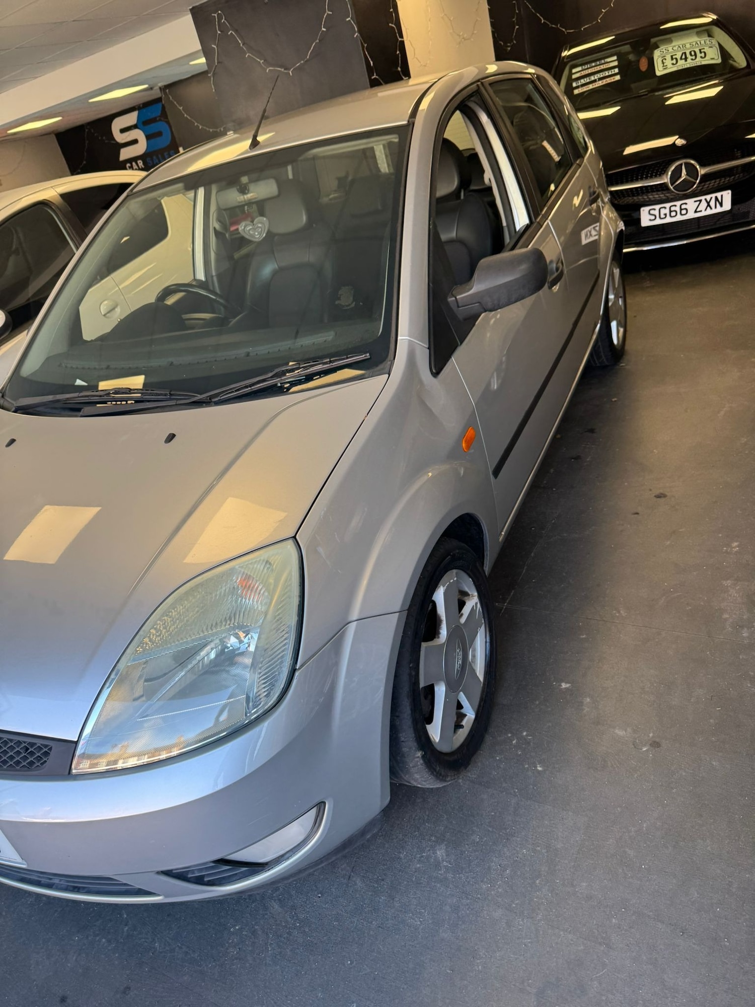 Used Ford Fiesta 2003 for sale - 76939996: Photo 3