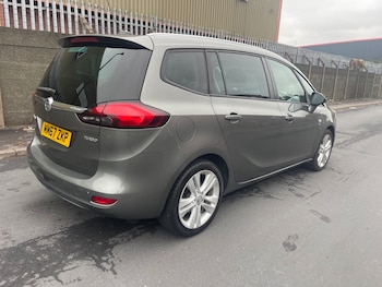 Used Vauxhall Zafira 2018 for sale - 76256947: Photo 4
