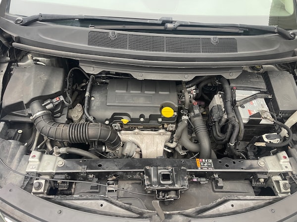 Used Vauxhall Zafira 2018 for sale - 76256947: Photo 9