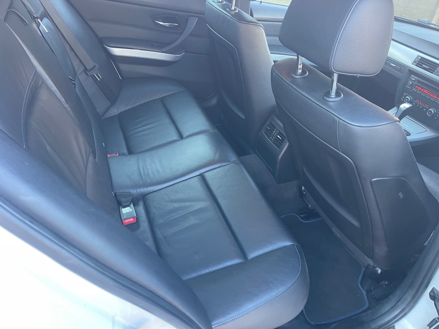 Used BMW 3 Series 2011 for sale - 77012958: Photo 10