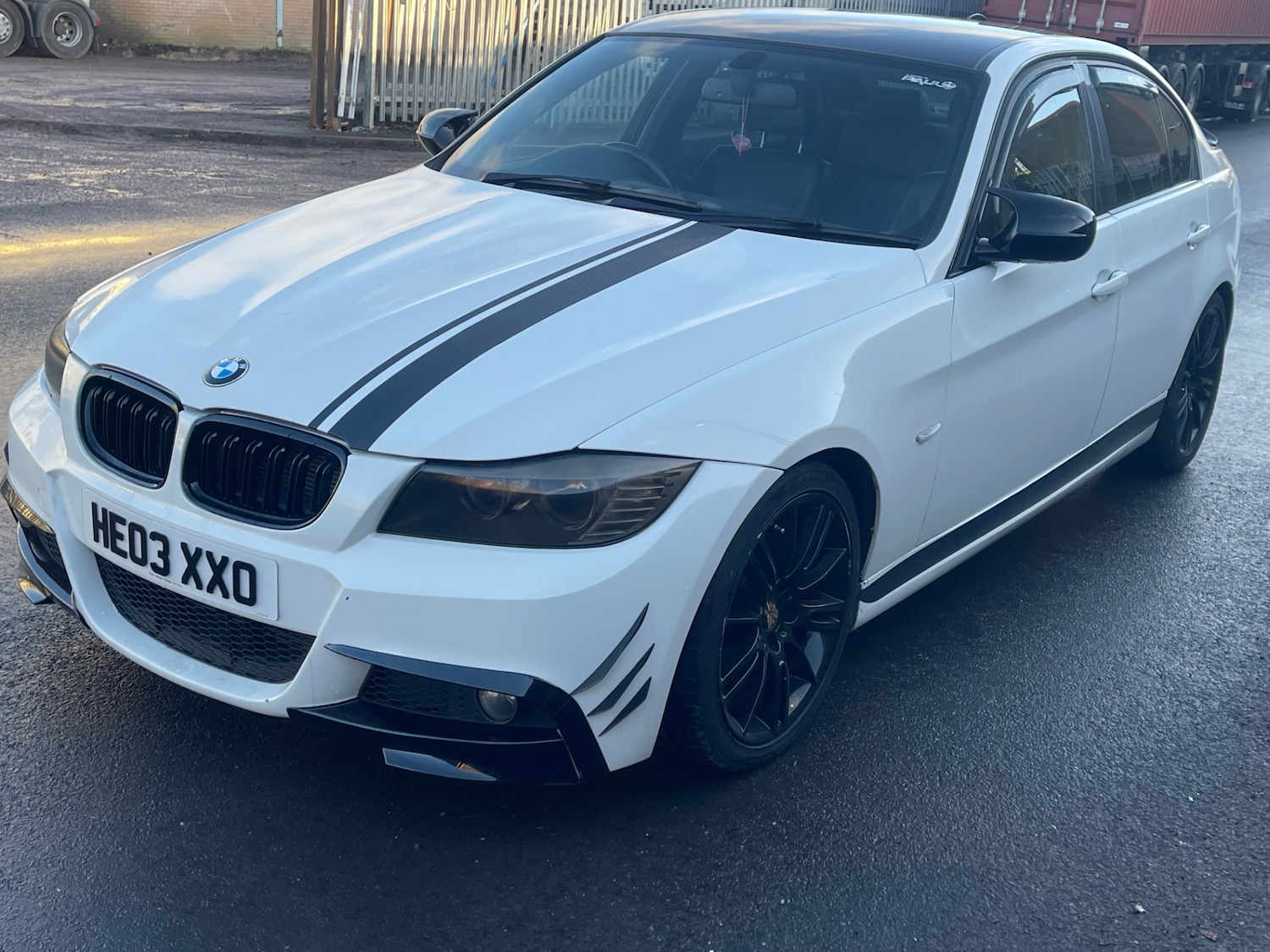 Used BMW 3 Series 2011 for sale - 77012958: Photo 2