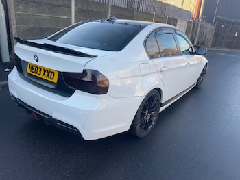 Used BMW 3 Series 2011 for sale - 77012958: Photo