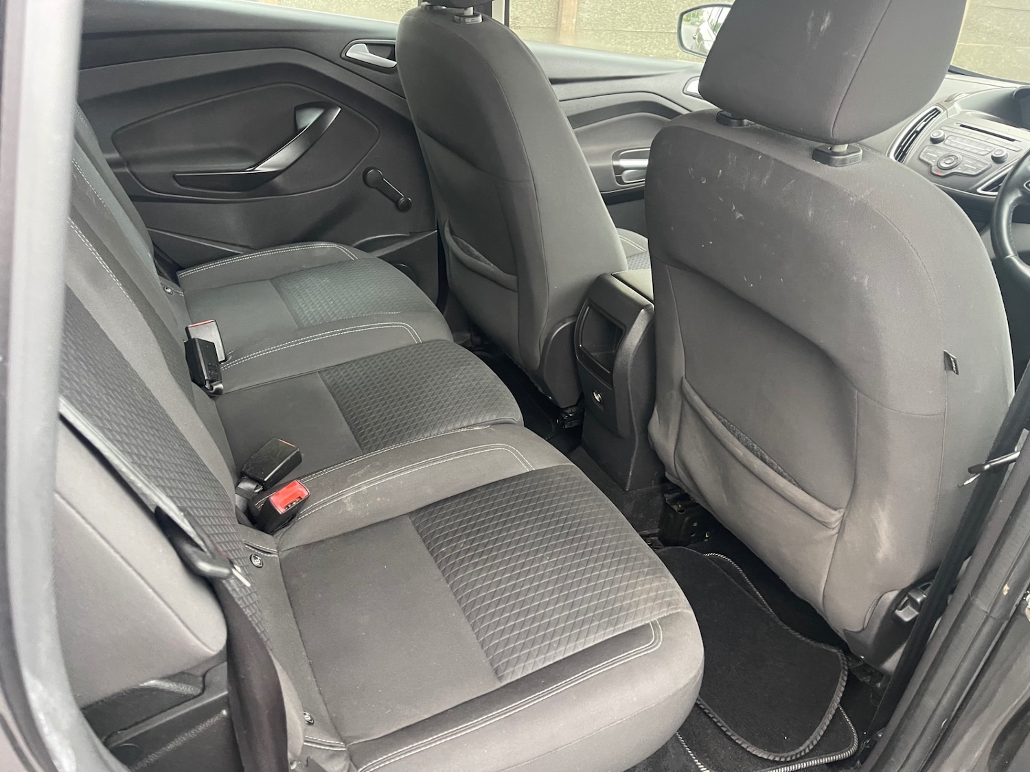 Used Ford C-Max 2015 for sale - 76082952: Photo 5